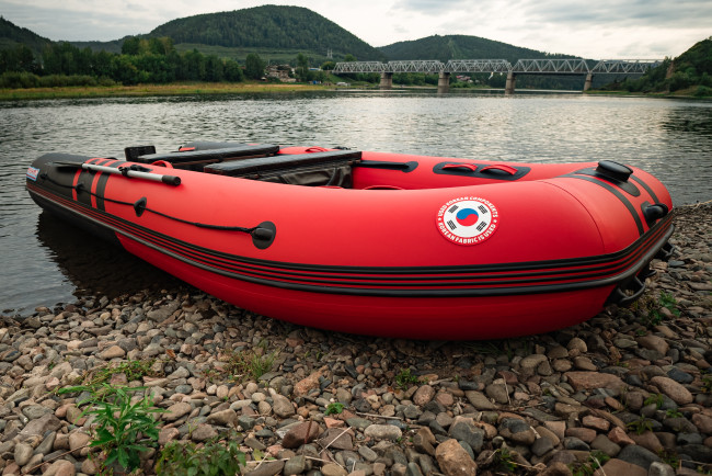 Лодка MISHIMO RIVER JET 430 под водомет